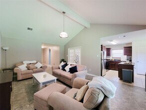 38211 S Lost Creek Blvd in Magnolia, TX - Building Photo - Building Photo