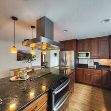 379 Lincoln Ct in Louisville, CO - Building Photo - Building Photo