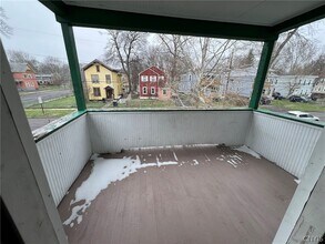 229 Kellogg St in Syracuse, NY - Foto de edificio - Building Photo