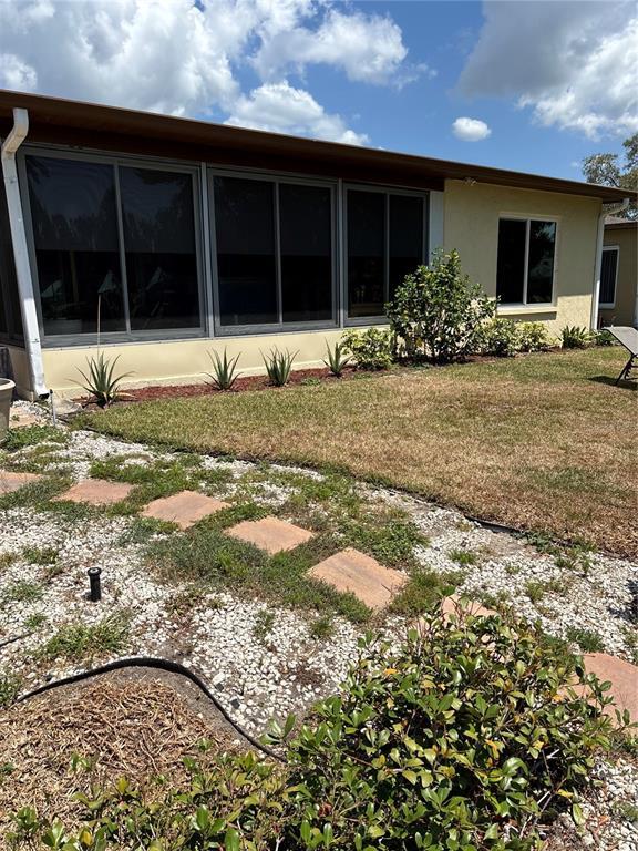 10531 Meadow Hill Dr in Port Richey, FL - Building Photo - Building Photo