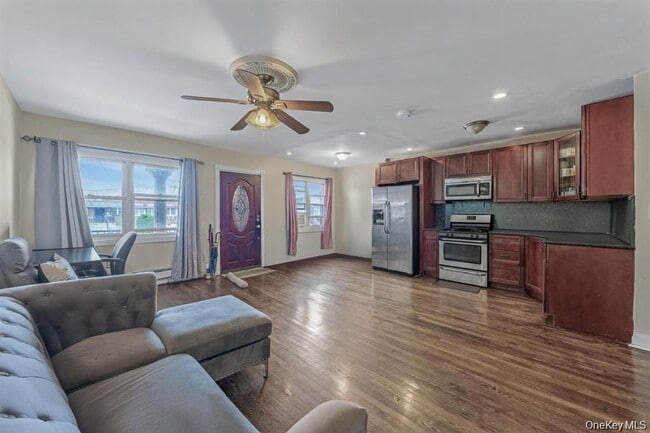 property at 10406 Avenue L