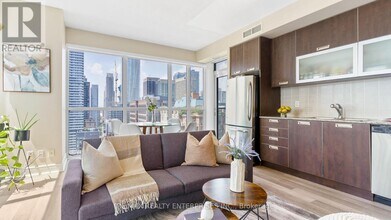 28-2428 Ted Rogers Way in Toronto, ON - Building Photo - Building Photo