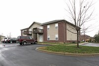 Building Photo - Woods of Bridgewood Apartamentos in Louisville, Kentucky