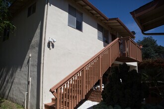 445 Ramona Ave, Unit B in Monterey, CA - Building Photo - Building Photo