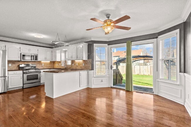 824 SE 11 Terrace in Lee's Summit, MO - Building Photo - Building Photo