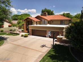 8373 S Forest Ave in Tempe, AZ - Building Photo - Building Photo
