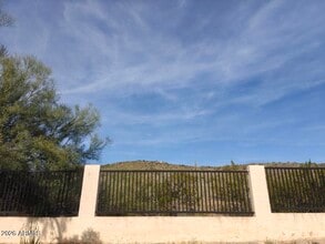 4038 E Thistle Landing Dr in Phoenix, AZ - Building Photo - Building Photo