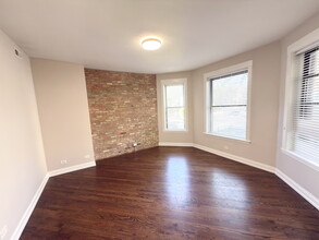 2754 N Richmond St, Unit 1 in Chicago, IL - Building Photo - Building Photo