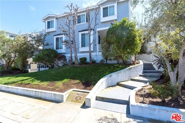 property at 1202 Tennyson St