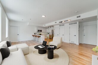 716 Madison St in Hoboken, NJ - Building Photo - Building Photo