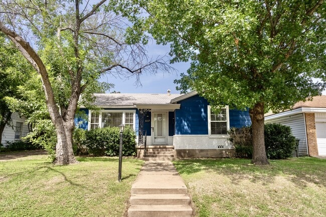 property at 1117 N 44th St