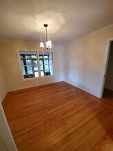 1241 Perkins Way in Sacramento, CA - Building Photo - Building Photo