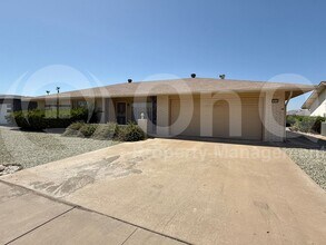 10733 W Loma Blanca Dr in Sun City, AZ - Building Photo - Building Photo