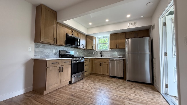 property at 3300 Johns Ct