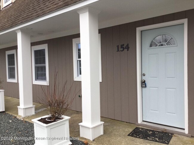154 Vansant Ave in Island Heights, NJ - Building Photo - Building Photo