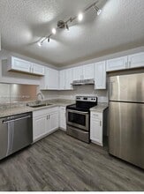 1024 S Independence Dr, Unit 1024E in Homestead, FL - Building Photo - Building Photo