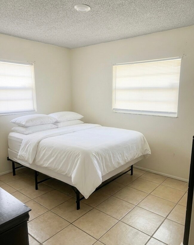 4757 Marbello Blvd in Orlando, FL - Building Photo - Building Photo