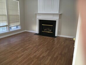 2113 McKenzie Creek Dr in Charlotte, NC - Building Photo - Building Photo