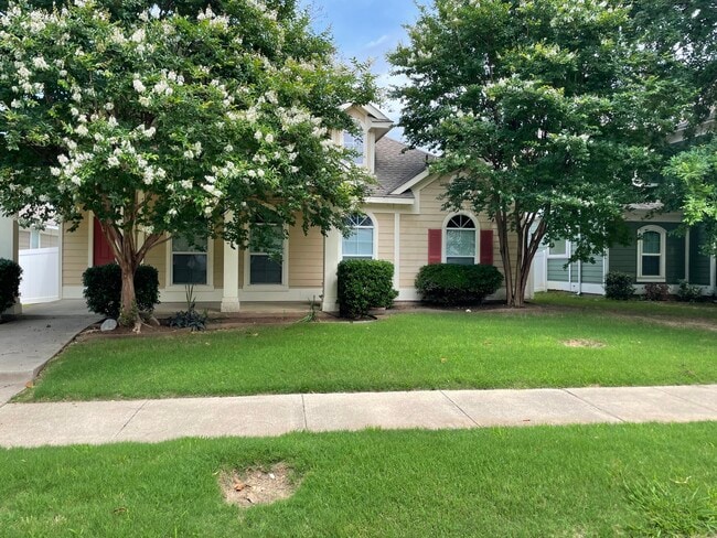 property at 1046 Elm Dr
