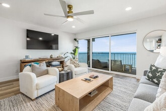 145 S Shore Dr in Solana Beach, CA - Building Photo - Building Photo