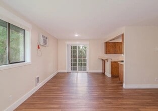 507 W 6th St in Cheney, WA - Foto de edificio - Building Photo