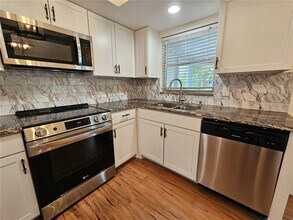 659 N Jefferson Ave in Sarasota, FL - Building Photo - Building Photo