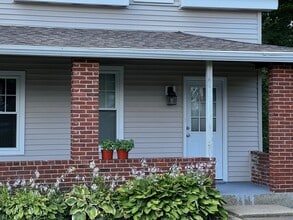 5 Tibbetts St in Natick, MA - Building Photo - Building Photo