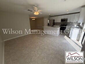 5210 Windsor Lake Cir in Sanford, FL - Building Photo - Building Photo