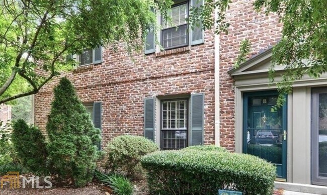 3121 Colonial Way in Chamblee, GA - Building Photo - Building Photo