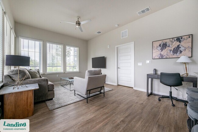 4902 Cosmos Cir in Wimauma, FL - Building Photo - Building Photo