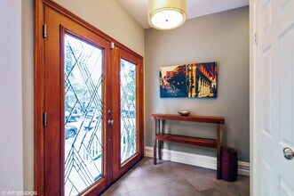 1918 W Melrose St in Chicago, IL - Building Photo - Building Photo