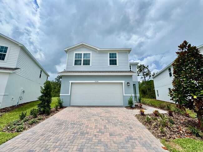5024 Bear Lake Blvd in DeLand, FL - Building Photo - Building Photo