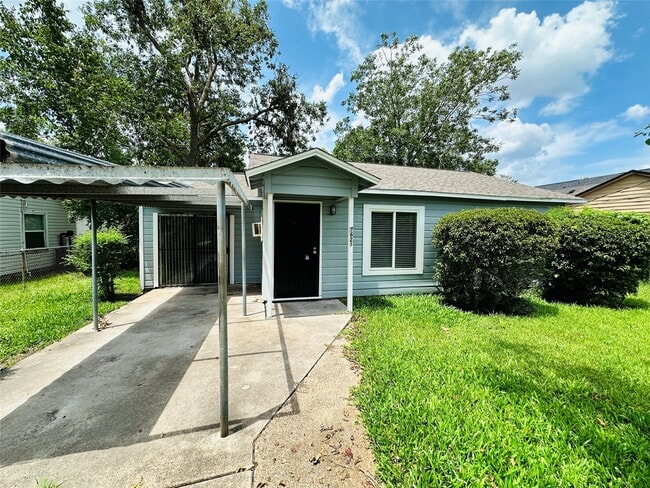 property at 7621 Sundown Dr