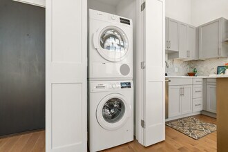 50 Hichborn St in Boston, MA - Building Photo - Building Photo