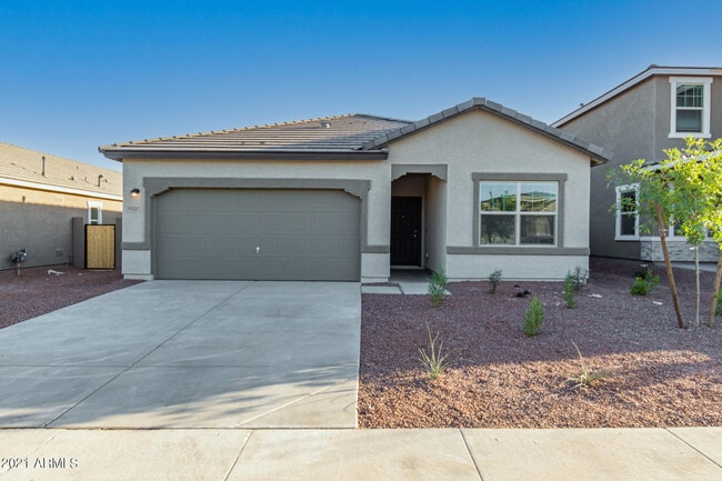 19585 W Annika Dr in Litchfield Park, AZ - Building Photo - Building Photo