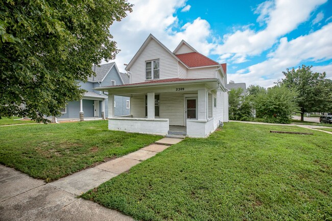 2309 U St in Lincoln, NE - Building Photo - Building Photo