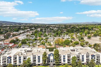 5235 Kester Ave in Sherman Oaks, CA - Building Photo - Building Photo