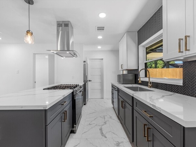 property at 1506 Wilde Rock Way