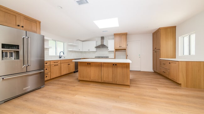 property at 3647 Grand View Blvd