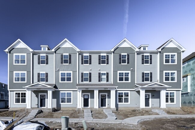 property at 1587 Syracuse Dr