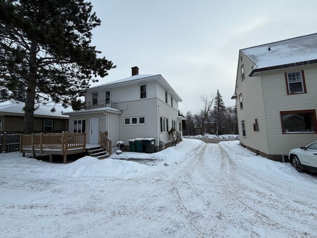 1729 Woodland Ave in Duluth, MN - Building Photo - Building Photo