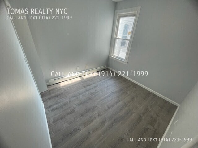 property at 33 Union Ln