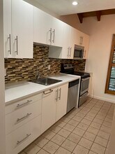 810 SE 2nd St, Unit C in Fort Lauderdale, FL - Foto de edificio - Building Photo