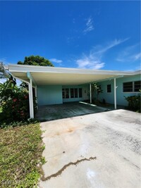 2131 Gorham Ave in Ft. Myers, FL - Foto de edificio - Building Photo