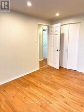 93 Hill Dr in Aurora, ON - Building Photo - Building Photo