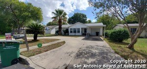 202 Serna Park in San Antonio, TX - Building Photo