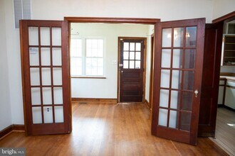 110 Van Buren St NW in Washington, DC - Building Photo - Building Photo