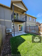 139 Rivers Edge Ct in Gold Hill, OR - Building Photo - Building Photo