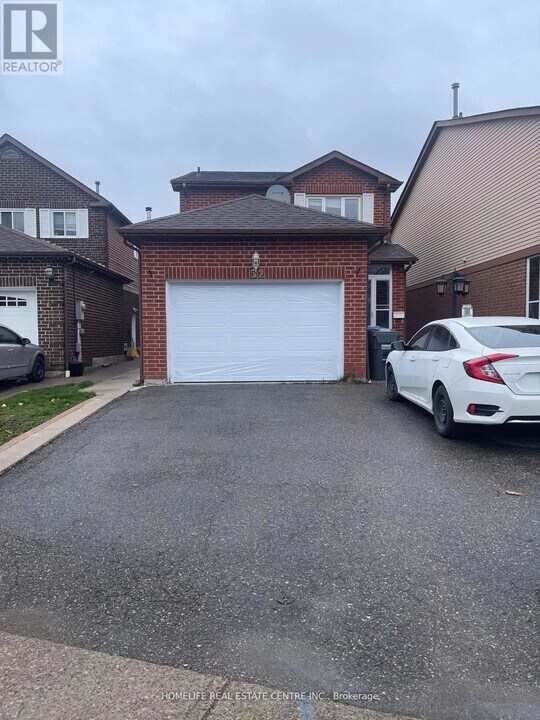 52 Bridekirk Pl in Brampton, ON - Building Photo