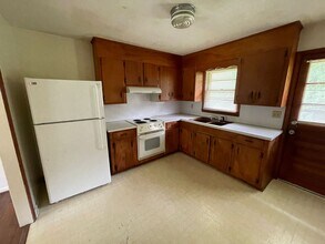 308 Davis Rd in Shelby, NC - Building Photo - Building Photo